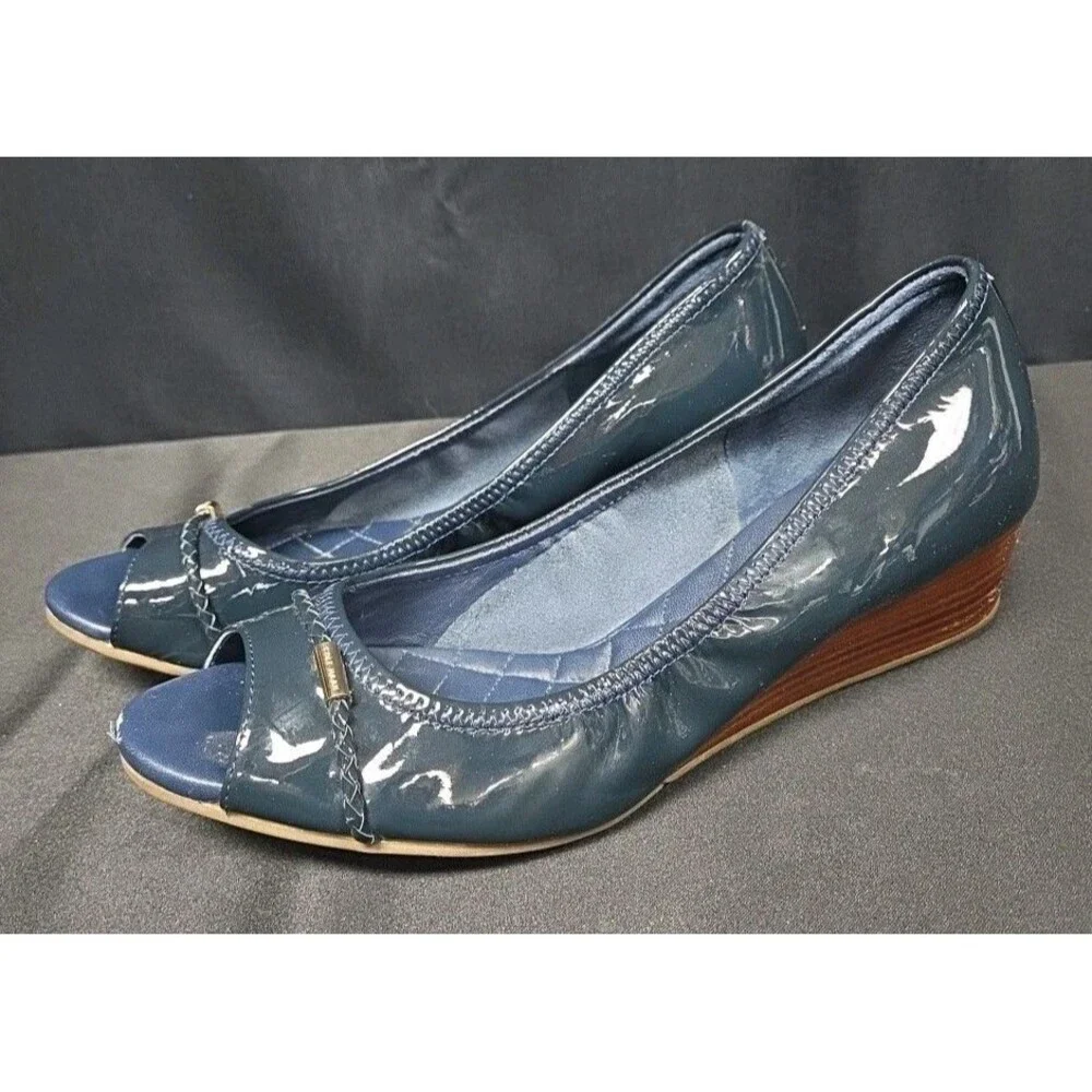Cole Haan Tali Peep Toe Wedge Navy Patent Leather Bow Quilted Grand OS Size 7.5